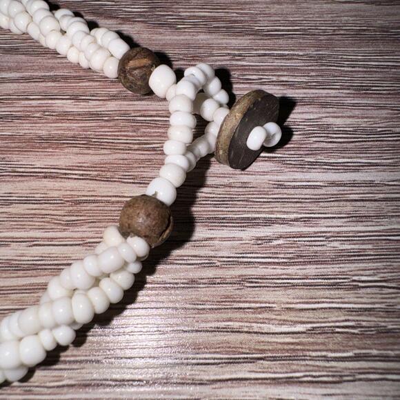 Mother of Pearl Shell Disc Pendant/ Long Bead And Wood Necklace J3 - Picture 4 of 4